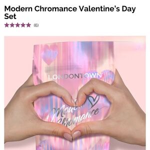 Modern Chromatic Manicure Set ~ NEW ~. though themed for ♥️ can be used anytime